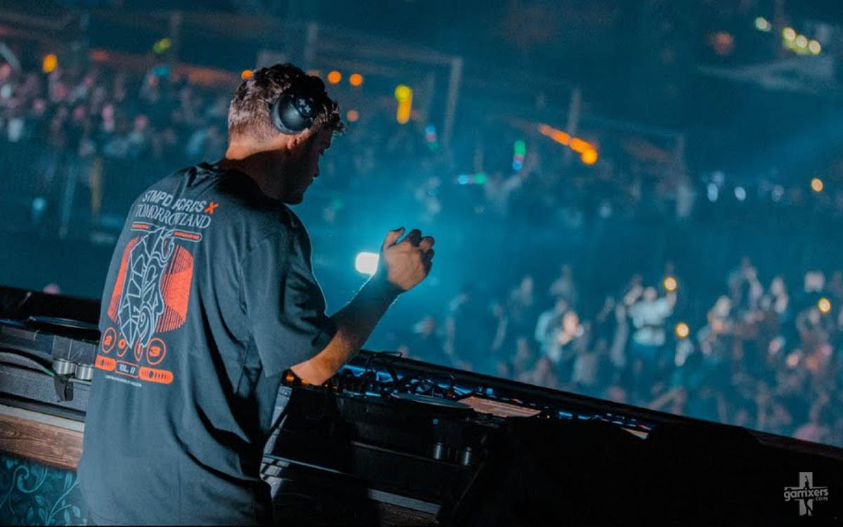 Martin Garrix is the new Replay brand ambassador on garrixers.com