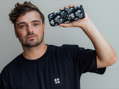 Martin Garrix x JBL Flip6 on garrixers.com